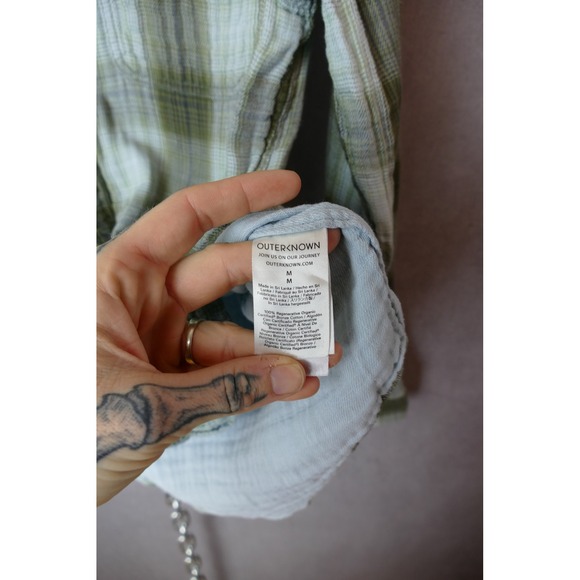 OUTERKNOWN Blanket Shirt Mens Plaid Long Sleeve Button Up Green Blue Size L - Picture 9 of 12